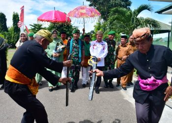 Kedatangan Danrem 133 Nani Wartabone di Pohuwato Disambut Bupati Saipul, Bersama Jajaran Pemerintah Daerah