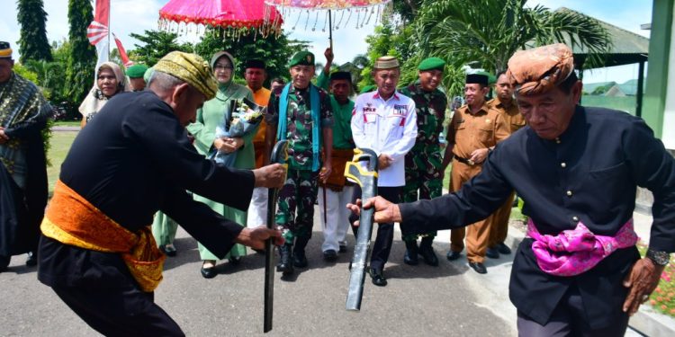 Kedatangan Danrem 133 Nani Wartabone di Pohuwato Disambut Bupati Saipul, Bersama Jajaran Pemerintah Daerah