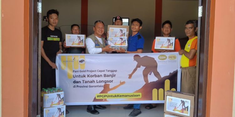 Pani Gold Project Bagikan Bantuan Untuk Korban Banjir Dan Tanah Longsor