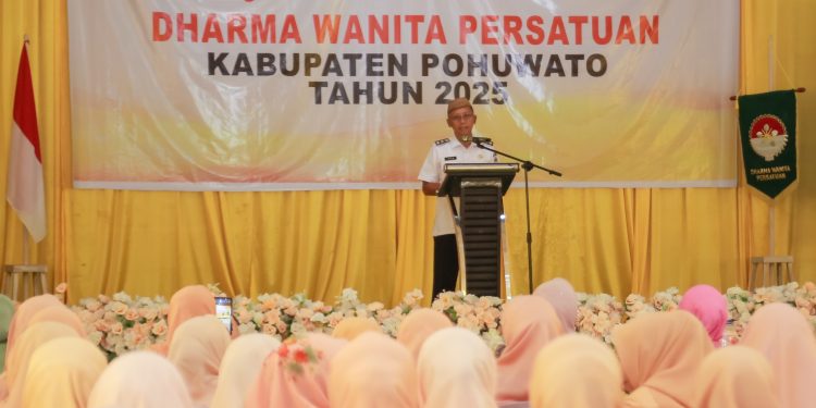 Wabup Iwan S. Adam Buka Pengukuhan Pengurus dan Musda V Dharma Wanita Persatuan Kabupaten Pohuwato