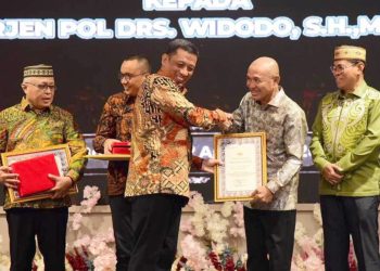 Bupati Pohuwato Hadiri Acara Kenal Pamit Kapolda Gorontalo