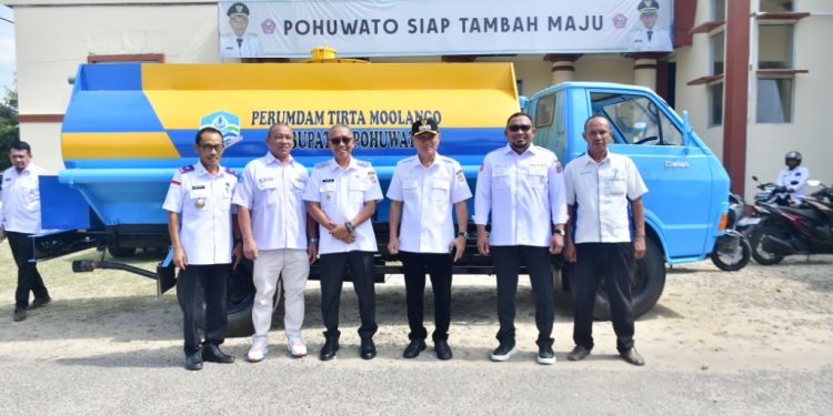 Mobil Operasional Perumdam Moolango Kembali Difungsikan, Bupati Apresiasi Bantuan CSR BSG