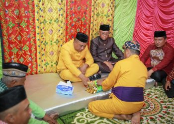 Moloopu Camat Taluditi Tutup Rangkaian Adat Tujuh Camat Pohuwato