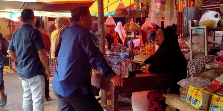 Perindagkop Pohuwato Pantau Harga Sembako, Pasar Marisa Terbilang Stabil