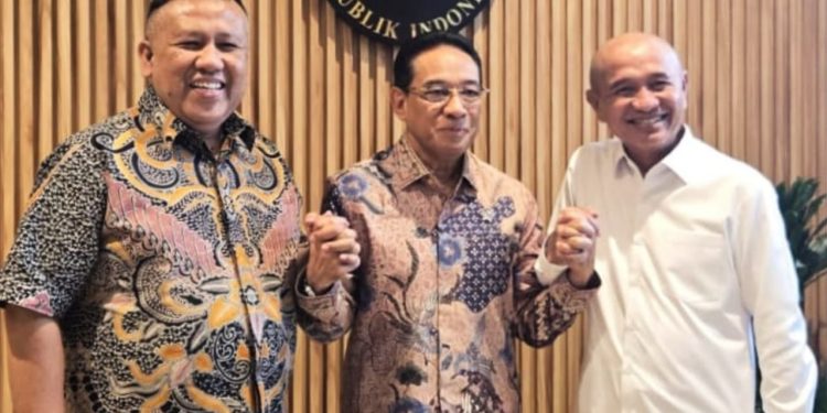 Bupati Pohuwato Bahas Peningkatan Layanan Kesehatan dengan Wamenkes RI