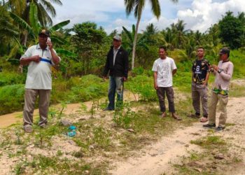 Bela Petani, YR Team Turun Langsung Normalisasi Saluran Irigasi