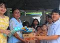 Christian Community di Tambang Emas Pani Salurkan Bingkisan di Momen Paskah
