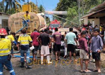 Tanggap Cepat Pani Gold Mine, Kebakaran Mobil Pick Up diDesa Hulawa Berhasil Dipadamkan