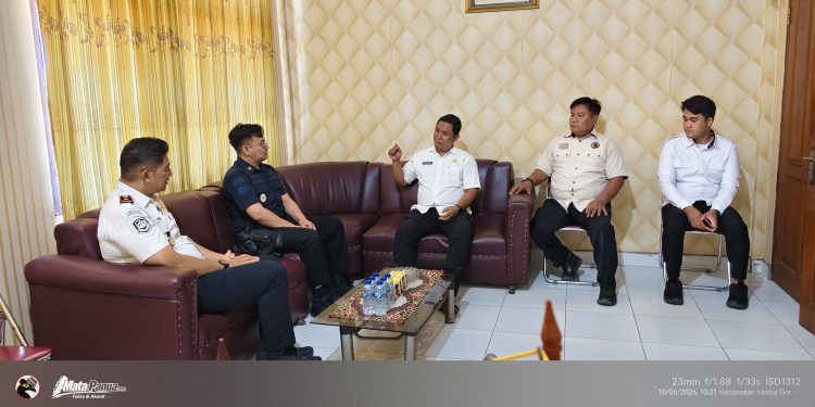 Perkuat Stabilitas Daerah, Imigrasi Pohuwato Jalin Sinergi dengan Kesbangpol